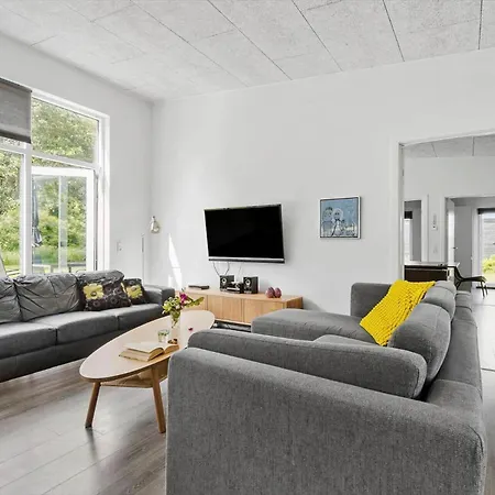 بيت للعطل 8835-glesborg-skovsoen-50 *